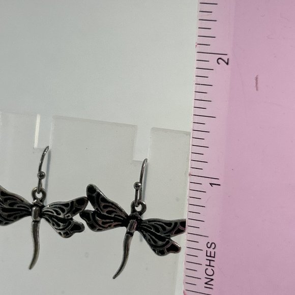 Silver Tone Dragon Fly Dangle Earrings Textured Nature Hooks 1" - Picture 4 of 7